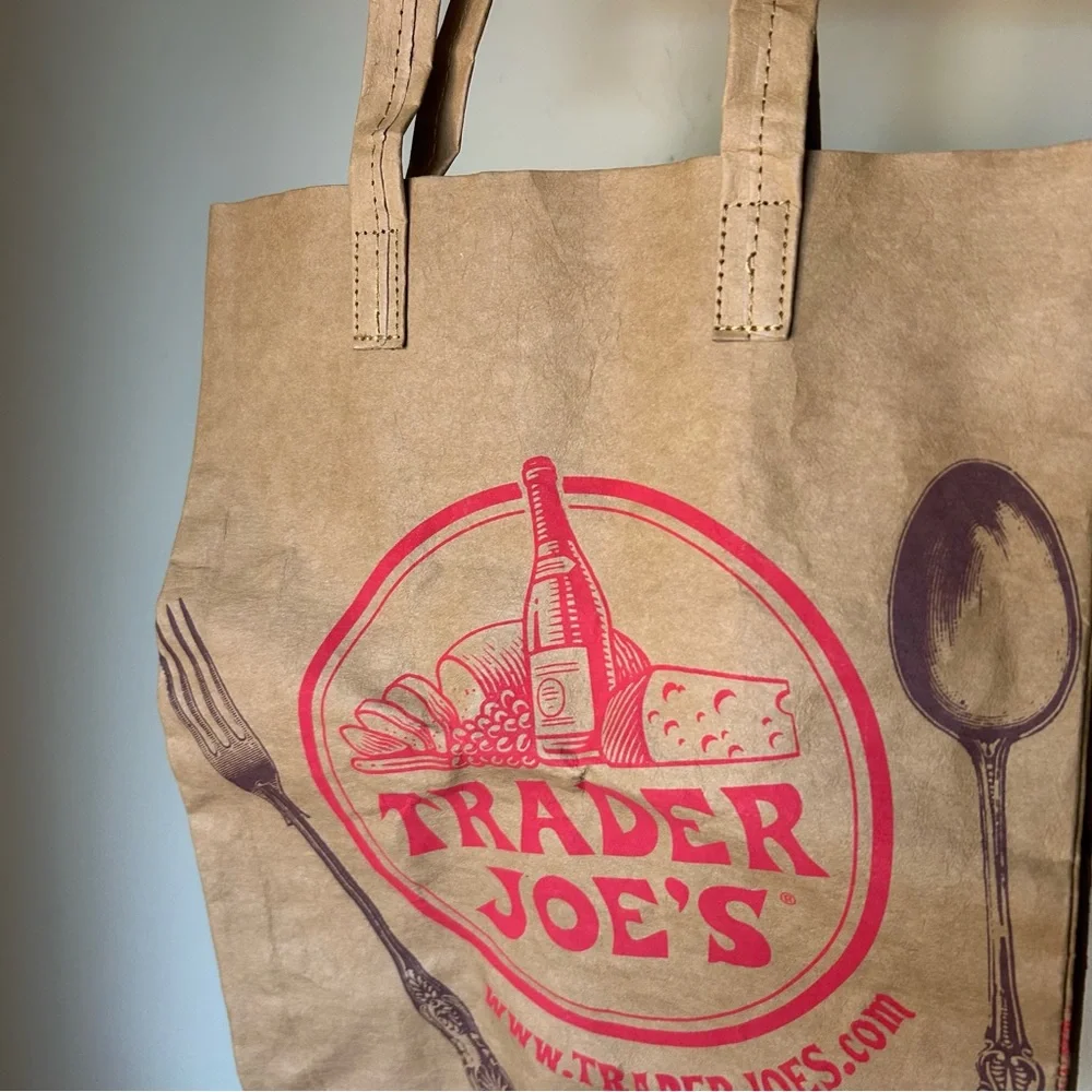 Trader Joe’s Reuseable Washable Tote - Picture 4 of 7
